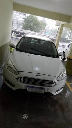 FORD FOCUS 2.0 TITANIUM 16V FLEX 4P POWERSHIFT FORD FOCUS 2.0 TITANIUM 16V FLEX 4P POWERSHIFT